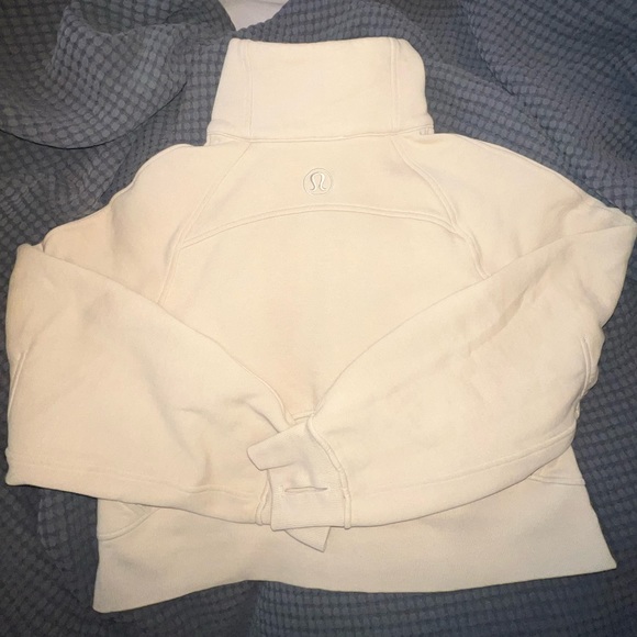 Lululemon Scuba Oversized Funnel Neck - Picture 4 of 8